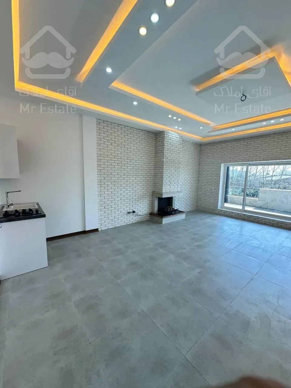 دوبلکس استخردار/سند تکبرگ/روف گاردن