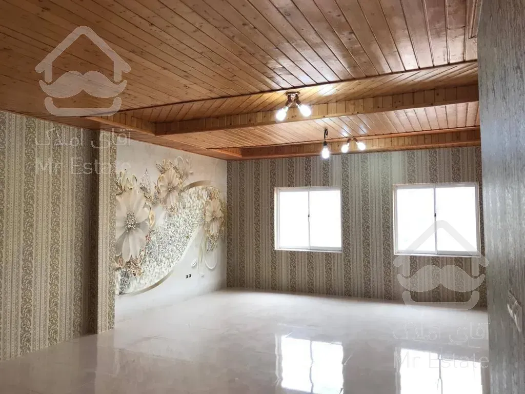 واحد ۹۲ متری/محمودآباد/سند تکبرگ