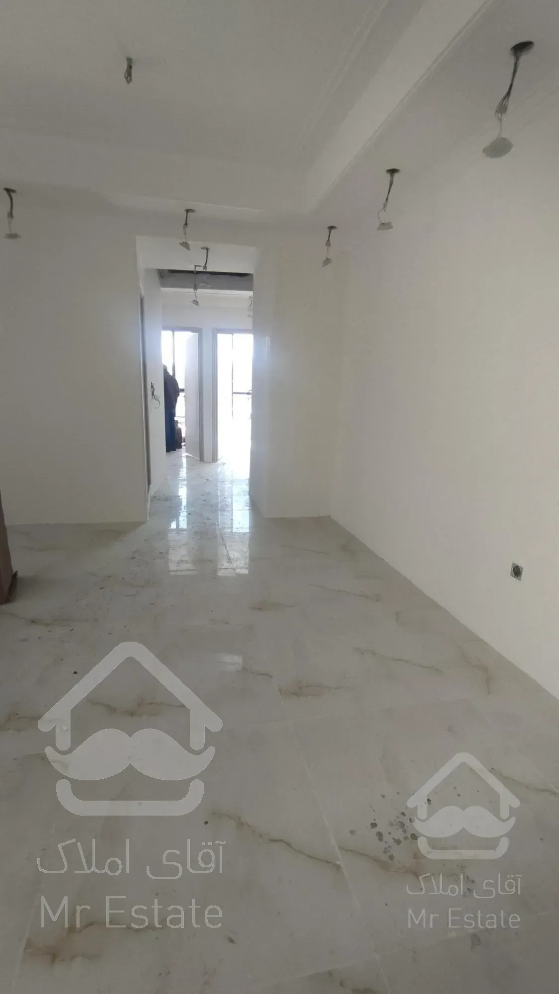 آپارتمان /برج ۱۳۶متری /سه خواب / ارگ