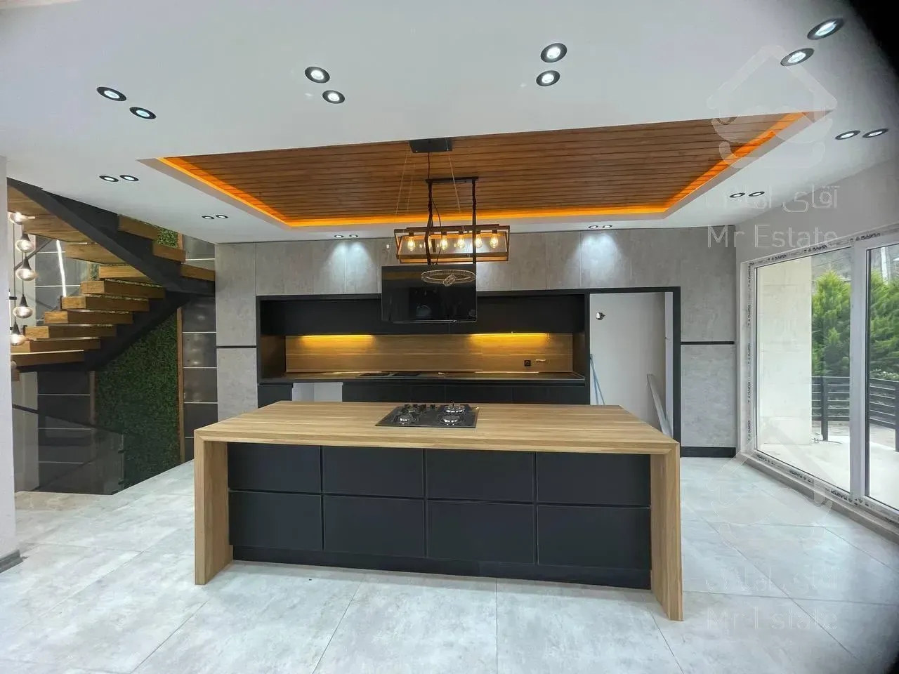 فروش ویلا مدرن استخردار