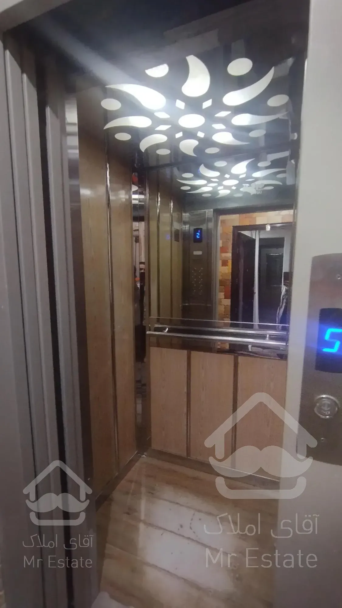 آپارتمان تک واحدی سه خواب انسجام 125متری