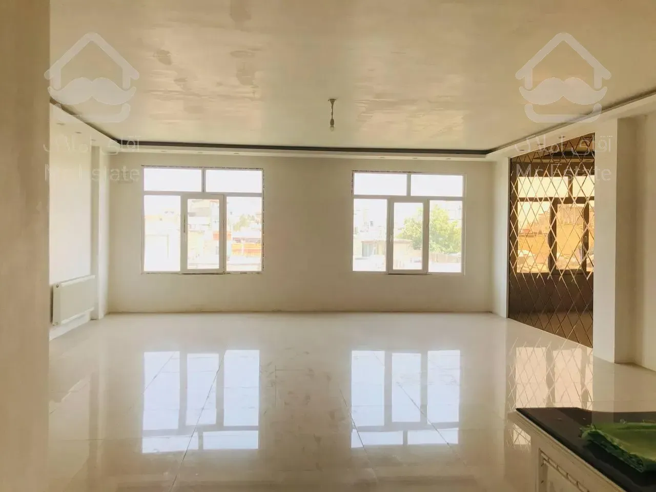 آپارتمان ۱۷۵ متری،  کلیدنخورده