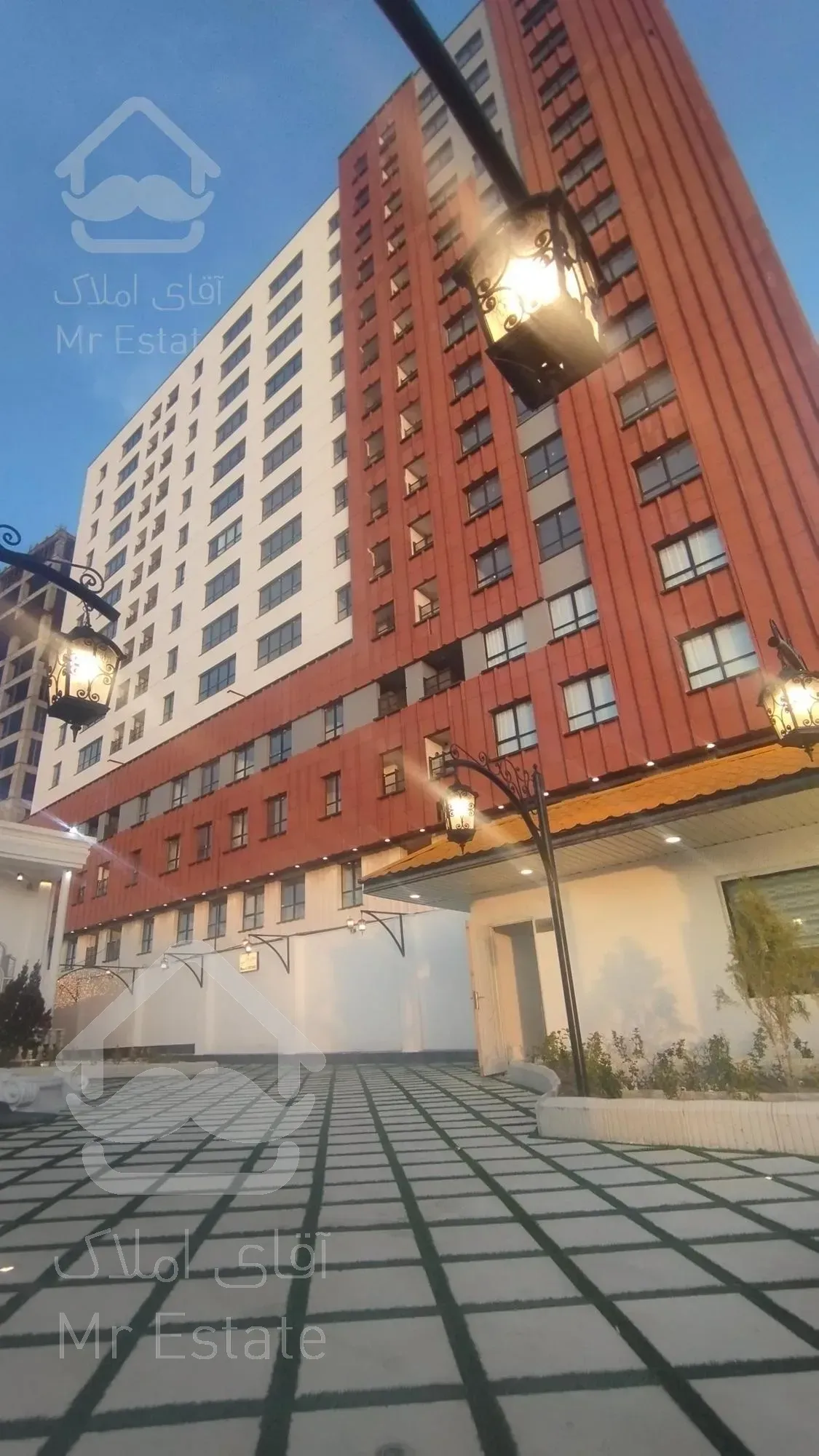 خرید آپارتمان 129متری سه خواب زعفرانیه