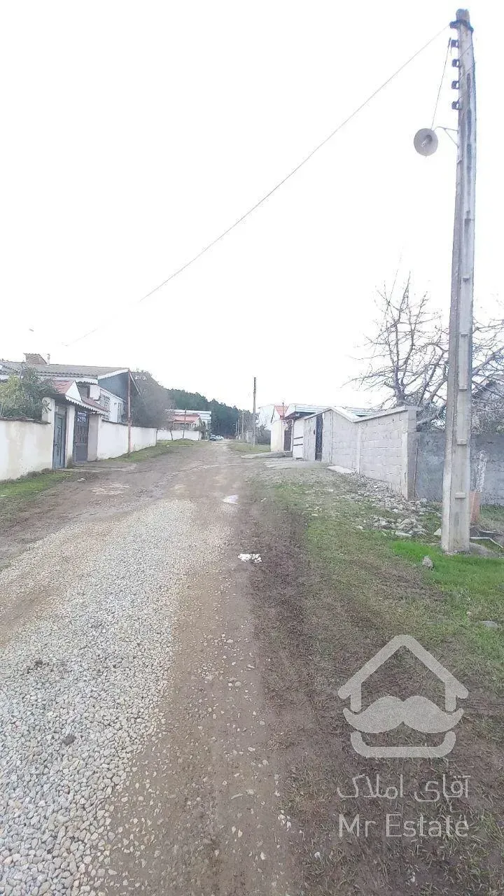 ۳۰۰متر زمین لوکس در منطقه برند بام سبز