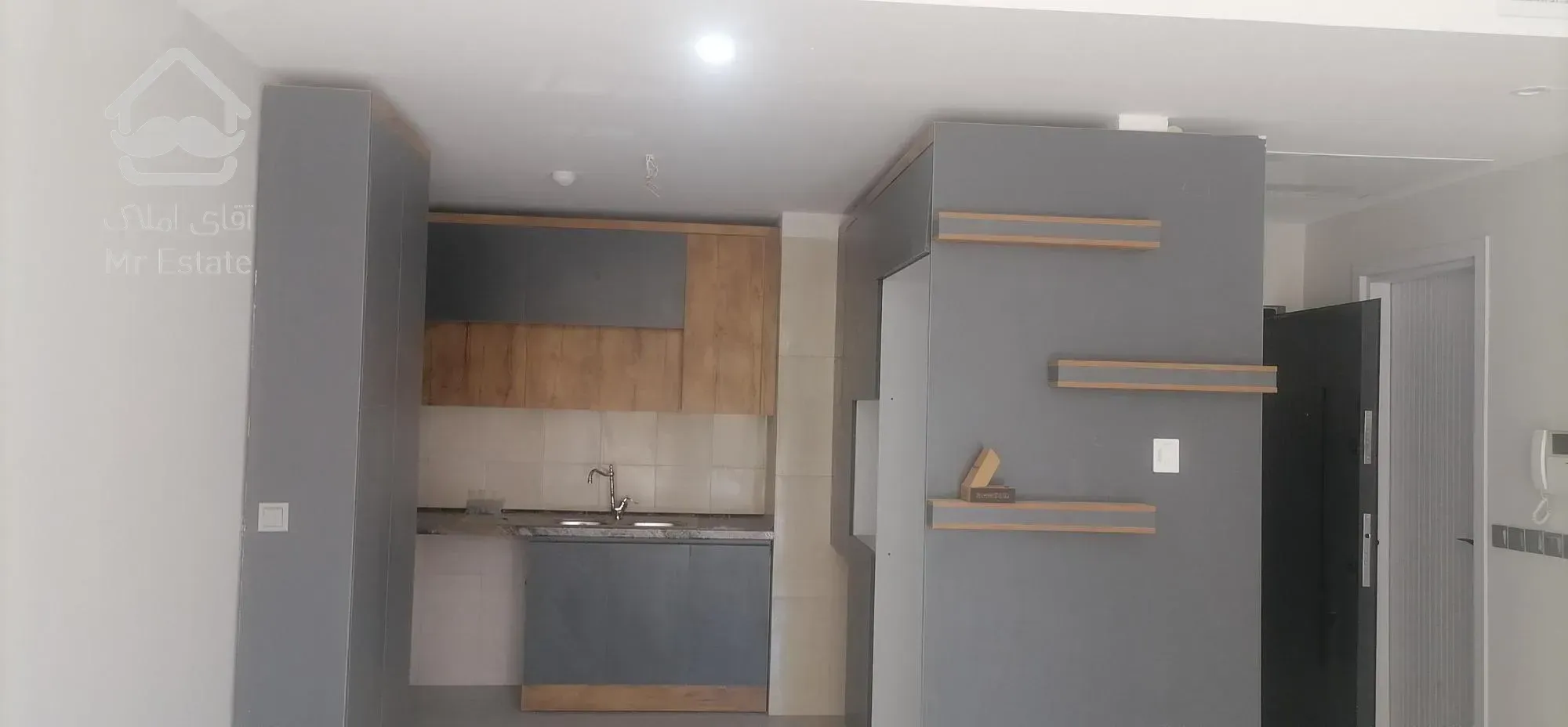 آپارتمان نوساز لاکچری