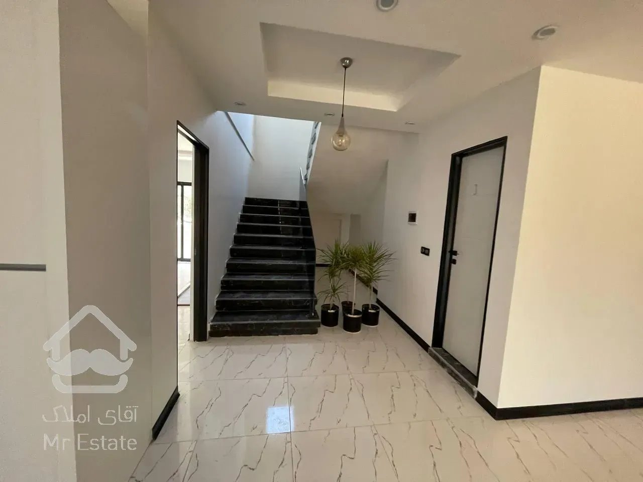 ویلا دوبلکس فول امکانات لوکس در جاده دریا