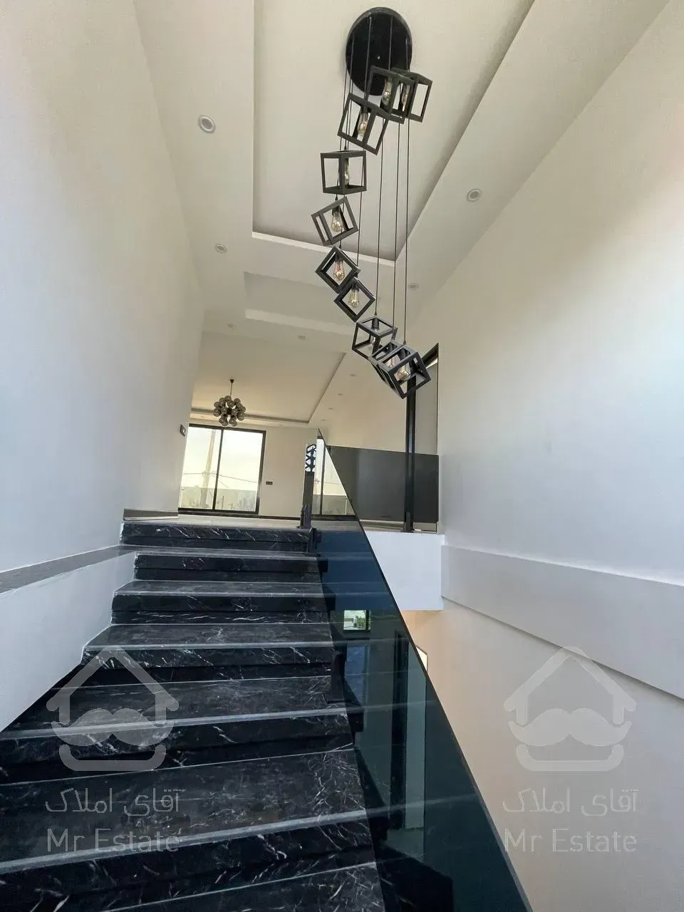 ویلا دوبلکس فول امکانات لوکس در جاده دریا