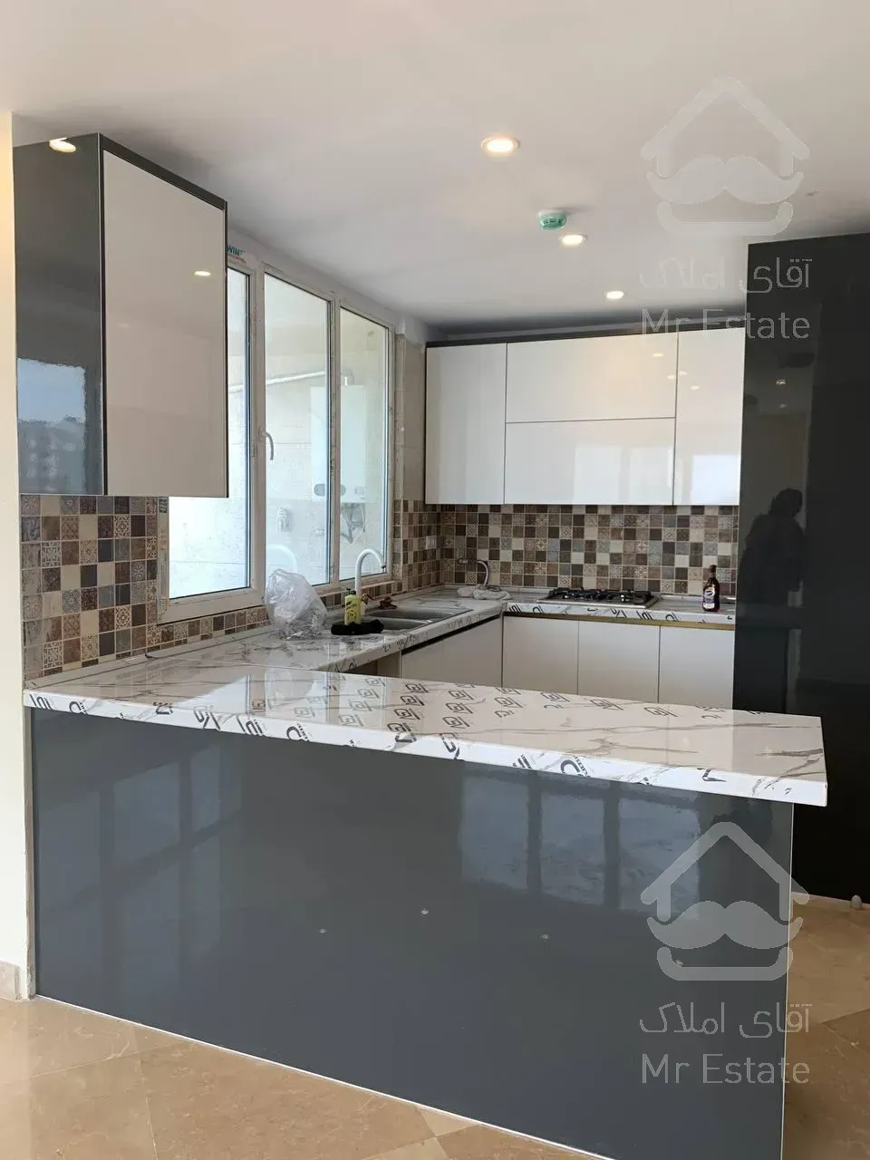 آپارتمان اکازیون پلاک اول دریا/فول امکانات/ویو ابدی دریا