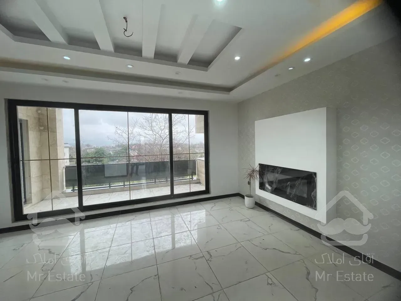 320متر ویلا دوبلکس لاکچری با تمام امکانات و موقعیت اکازیون