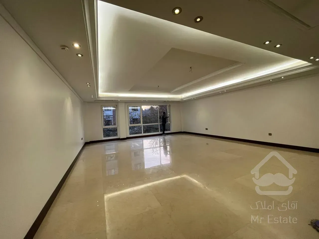 اجاره 210 متری پاسداران