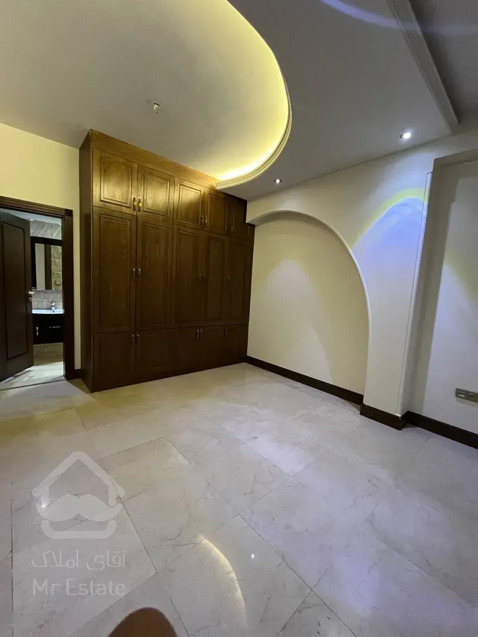 اجاره 210 متری پاسداران