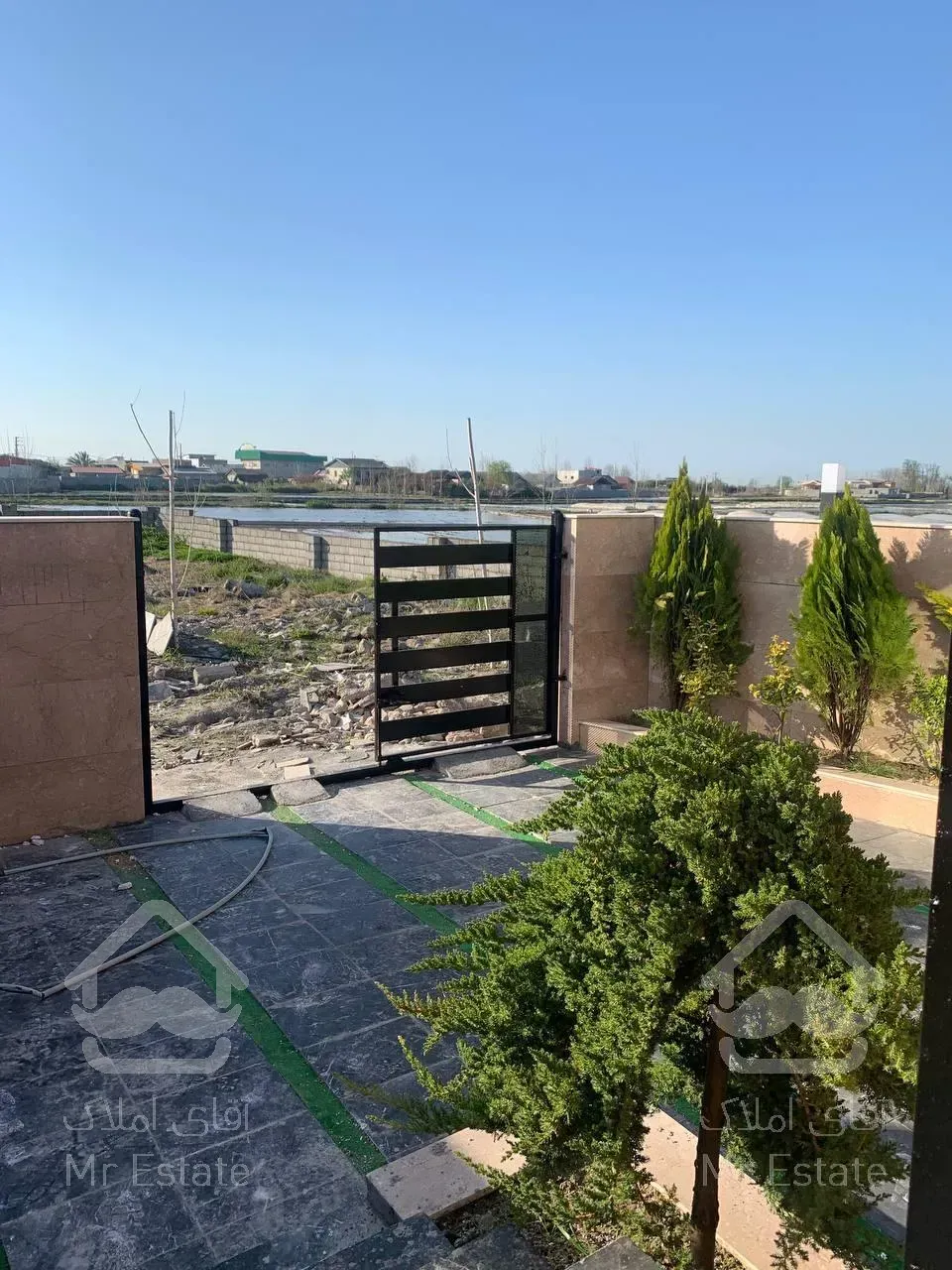 ویلا فلت نقلی با روفگاردن/2خواب مستر