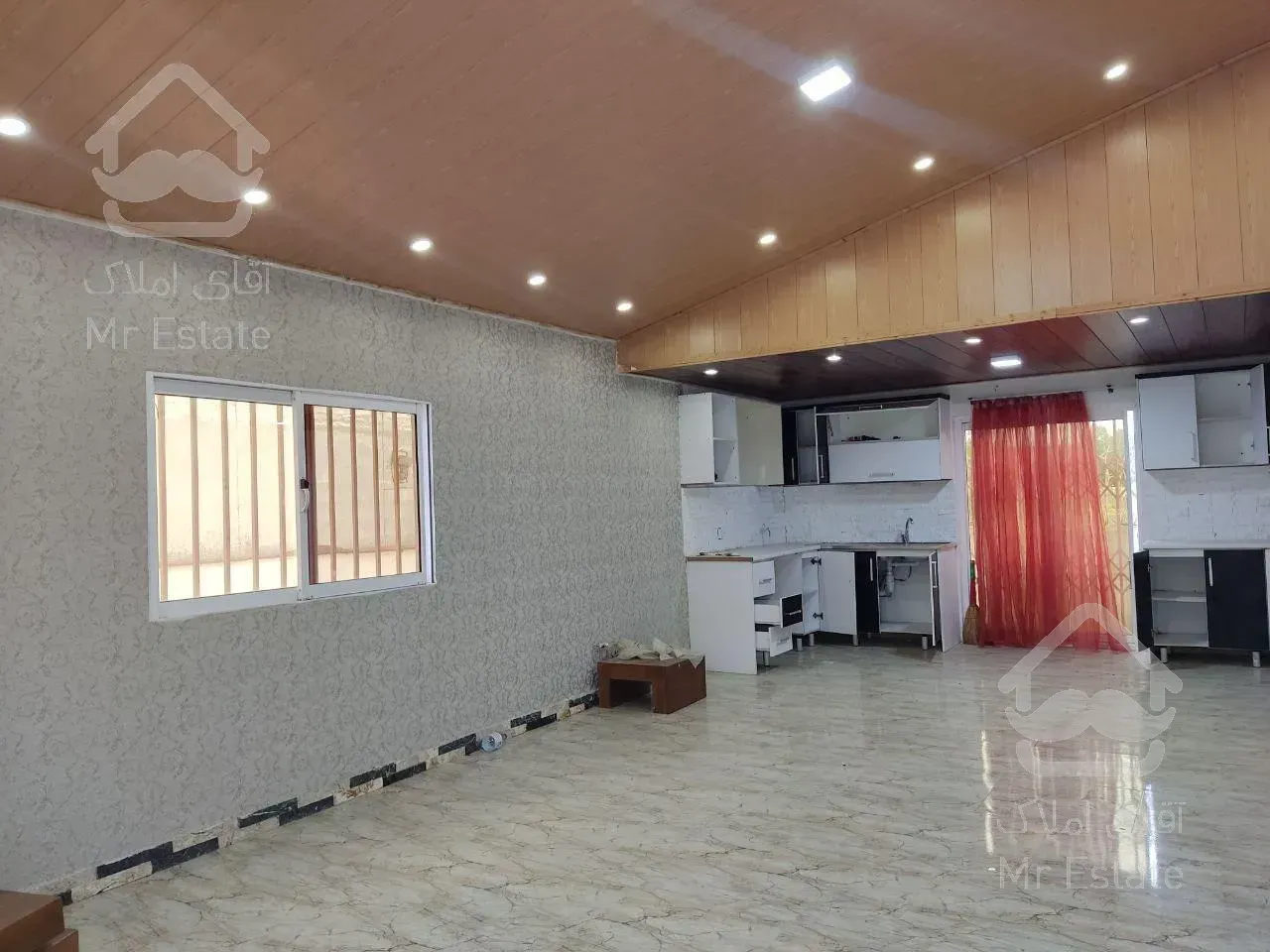 فروش ویلا نیم پیلوت ۲۲۰ متری در چمستان