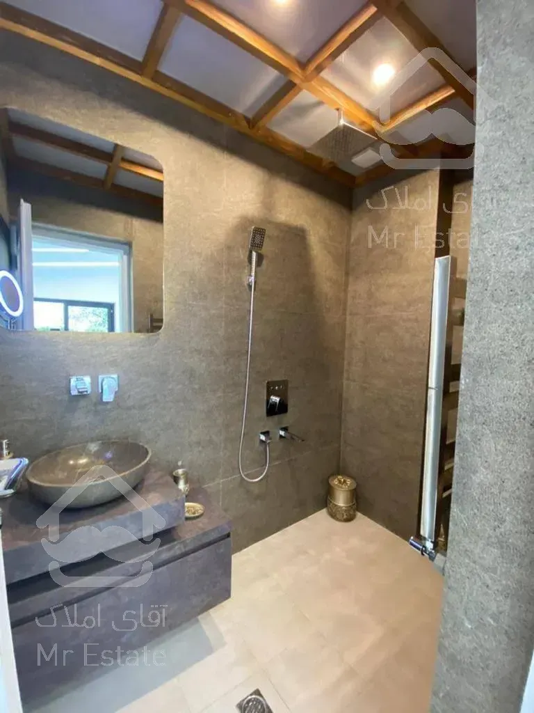 ویلا فلت شهرکی با اصالت و پلاک اول دریا