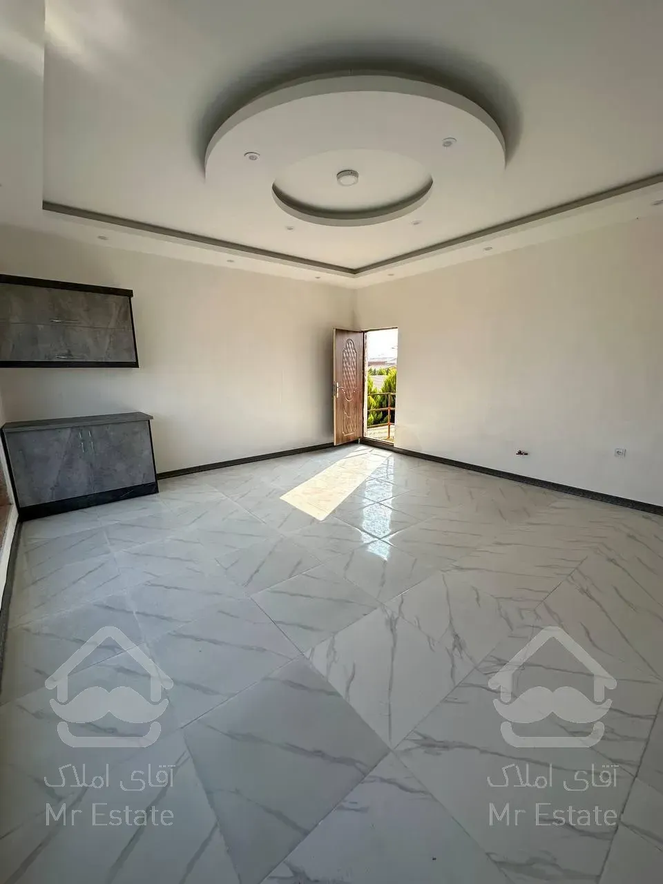 ویلا نوساز مدرن با شاهنشین دنج و ویودار