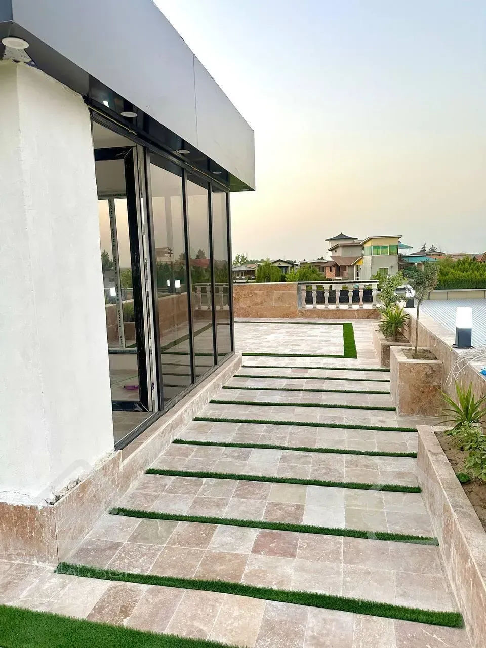 فروش ویلا دوبلکس ۱۹۰ متری در چمستان