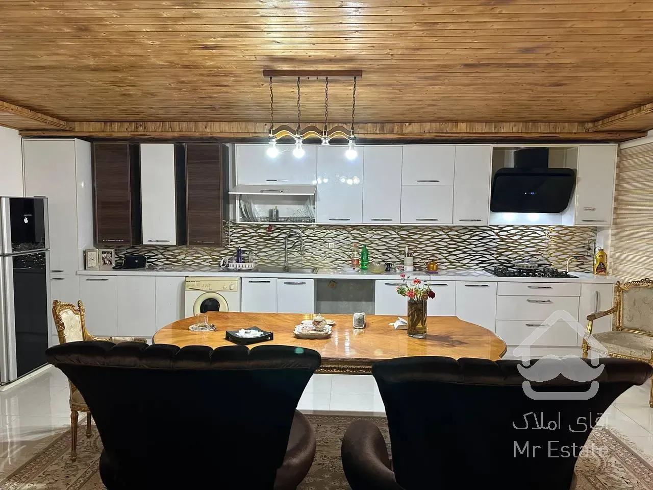 ویلافلت/سندتکبرگ/زیر قیمت منطقه/مالک پول لازم