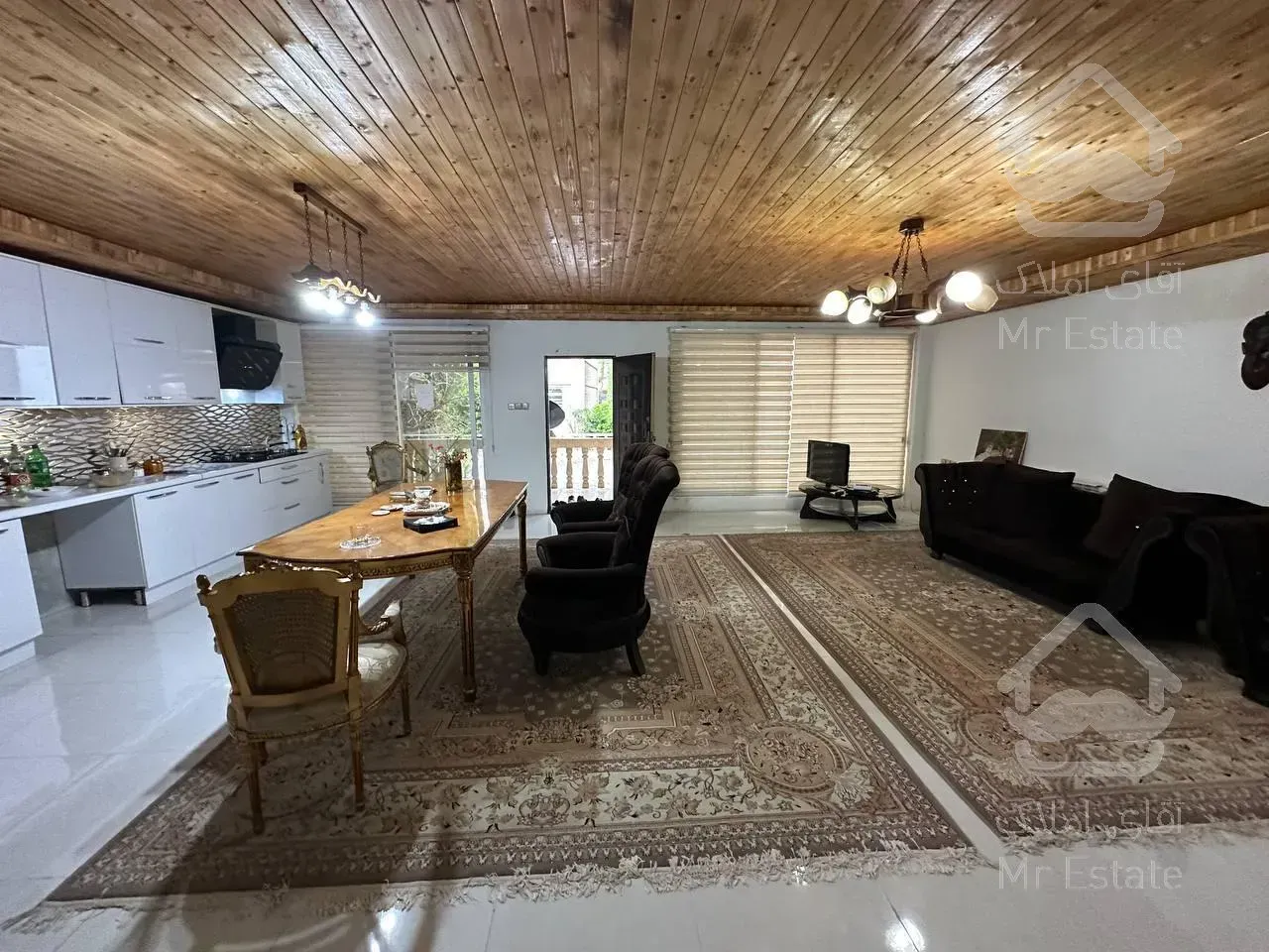 ویلافلت/سندتکبرگ/زیر قیمت منطقه/مالک پول لازم