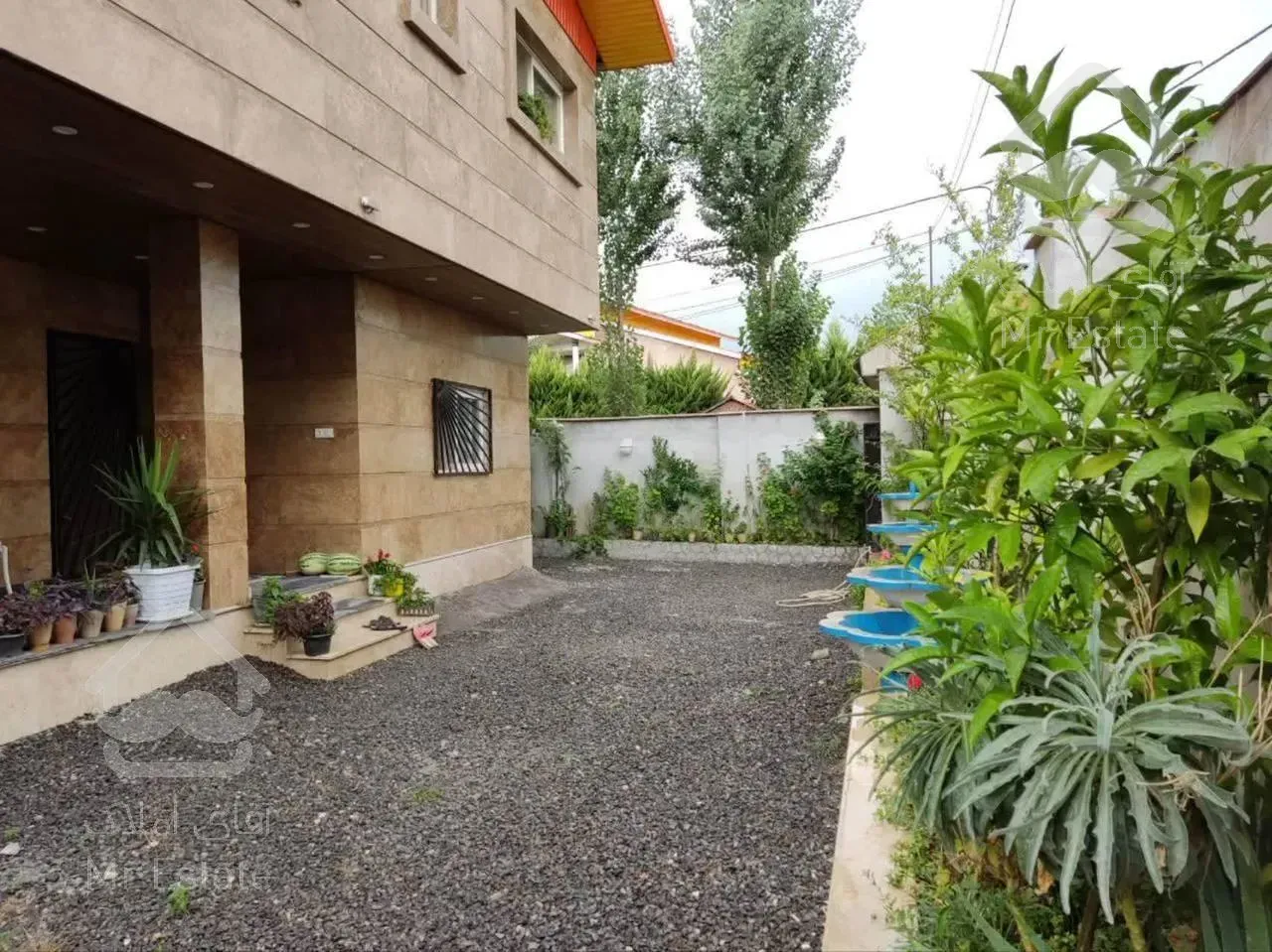 ویلادوبلکس یا دوطبقه مجزا/لوکیشن تاپ منطقه