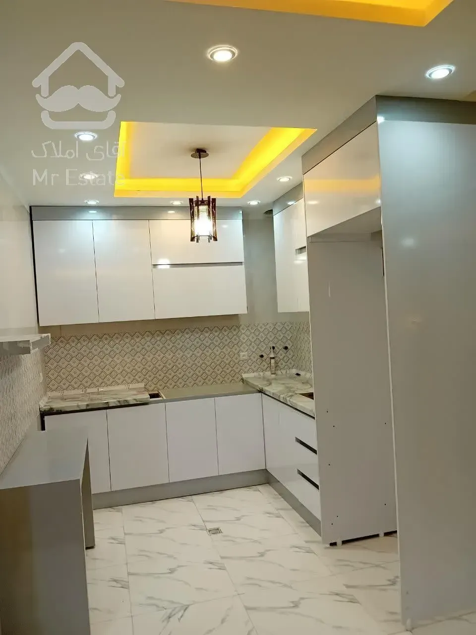 ویلا/خانه باغ/باغ تکمیل مجوز دار شرق اصفهان