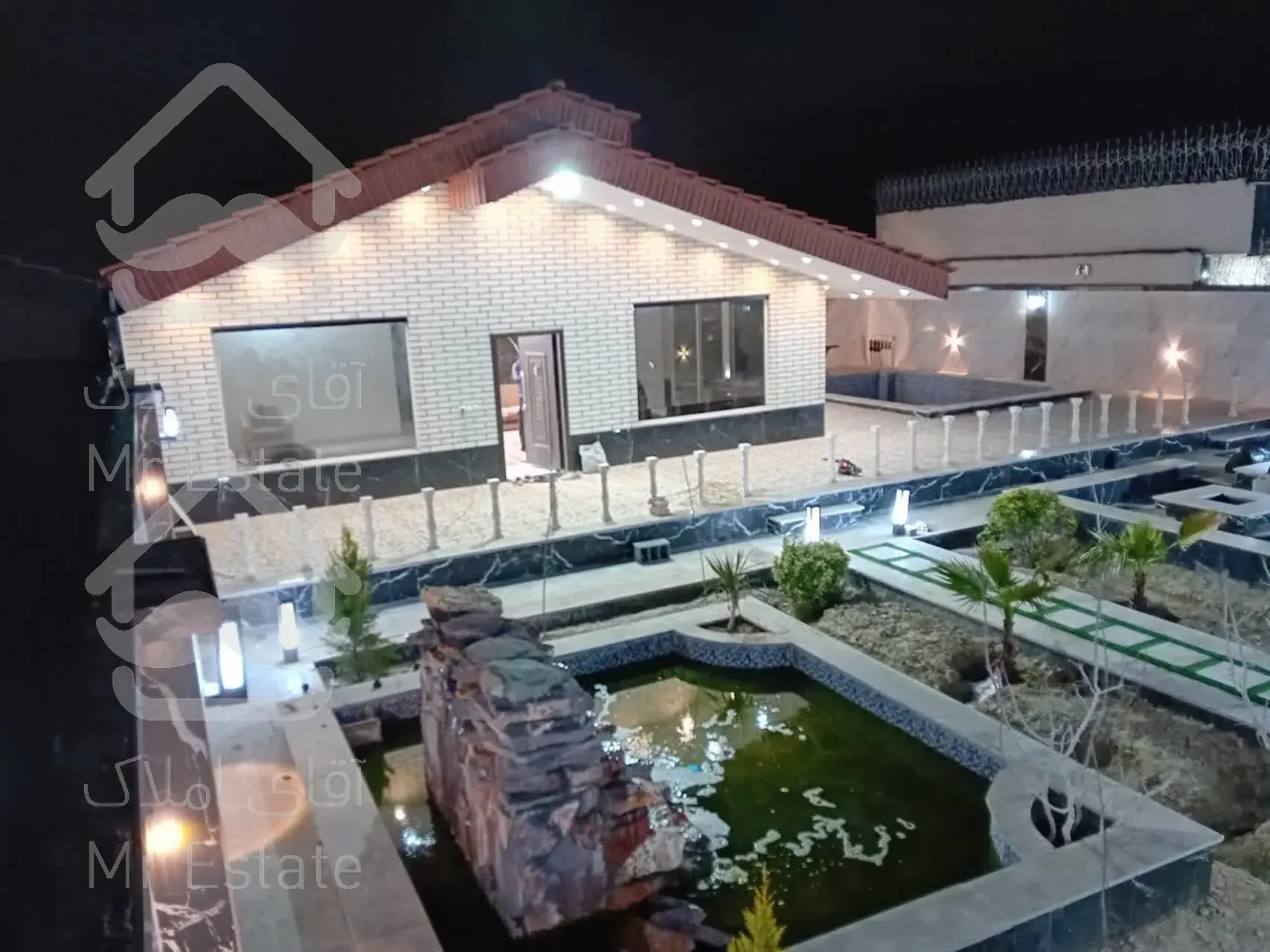 ویلا/خانه باغ/باغ تکمیل مجوز دار شرق اصفهان