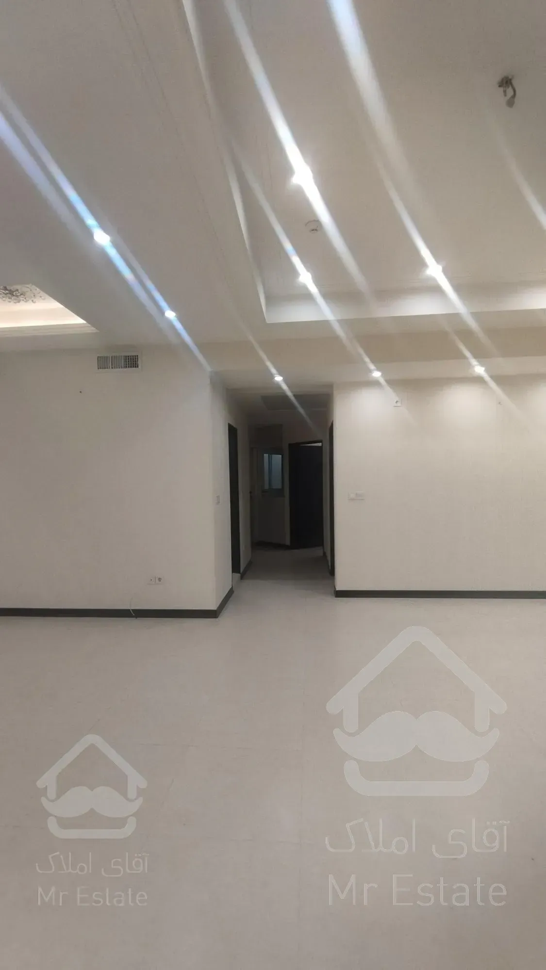 خرید آپارتمان 128متری برج ارگ