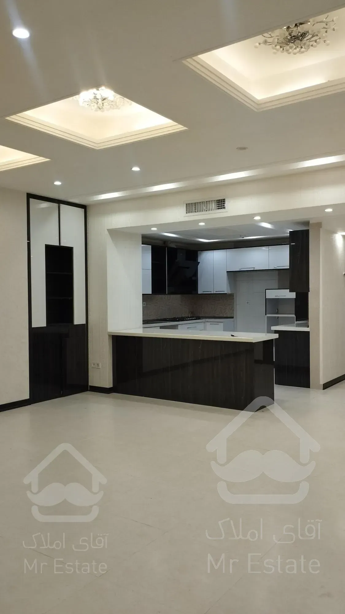 خرید آپارتمان 128متری برج ارگ