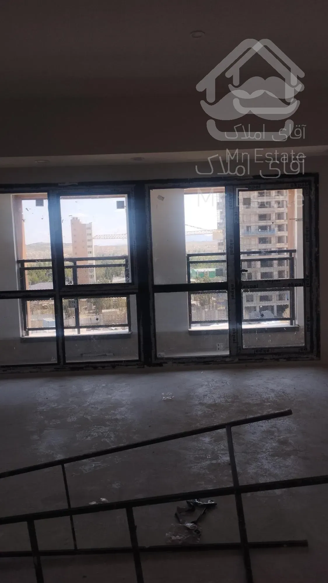 خرید آپارتمان 129متری سه خواب مهندسین