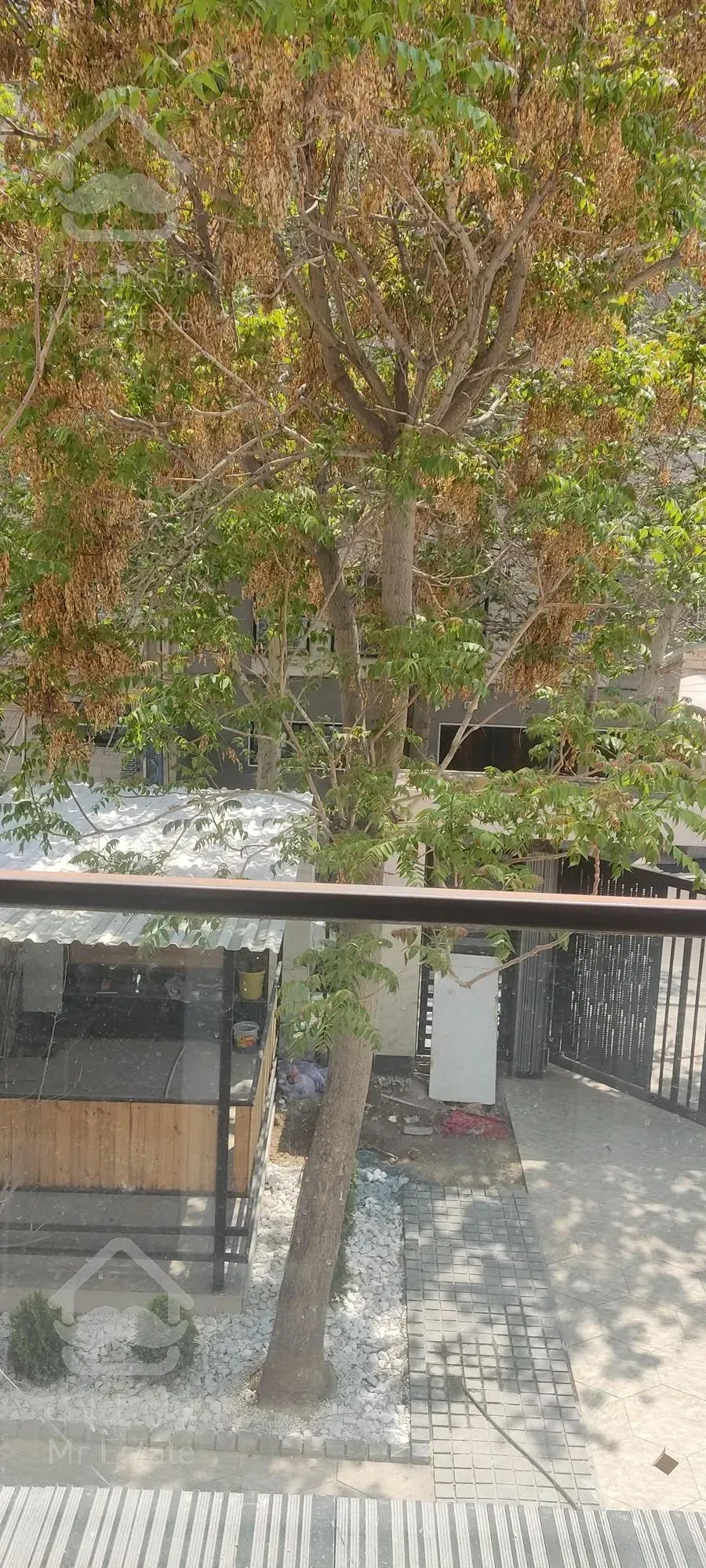 120 متر * نوساز * کلید نخورده * 2 خواب