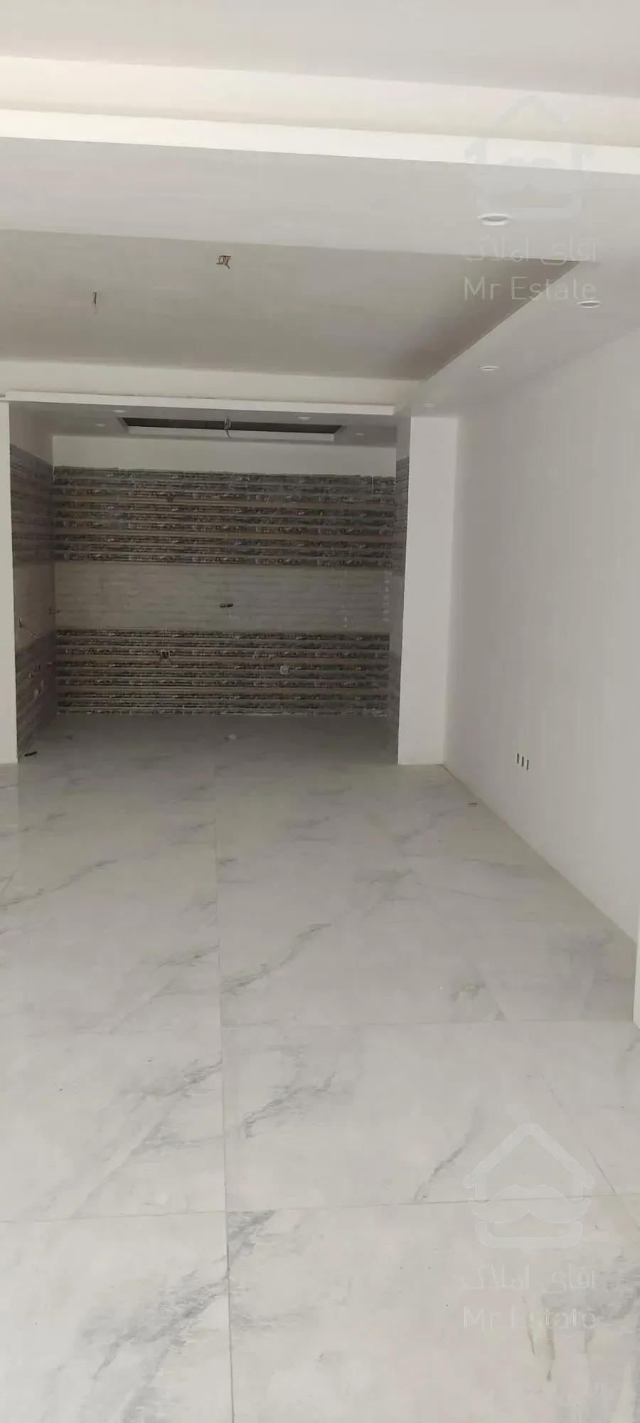 120 متر * نوساز * کلید نخورده * 2 خواب