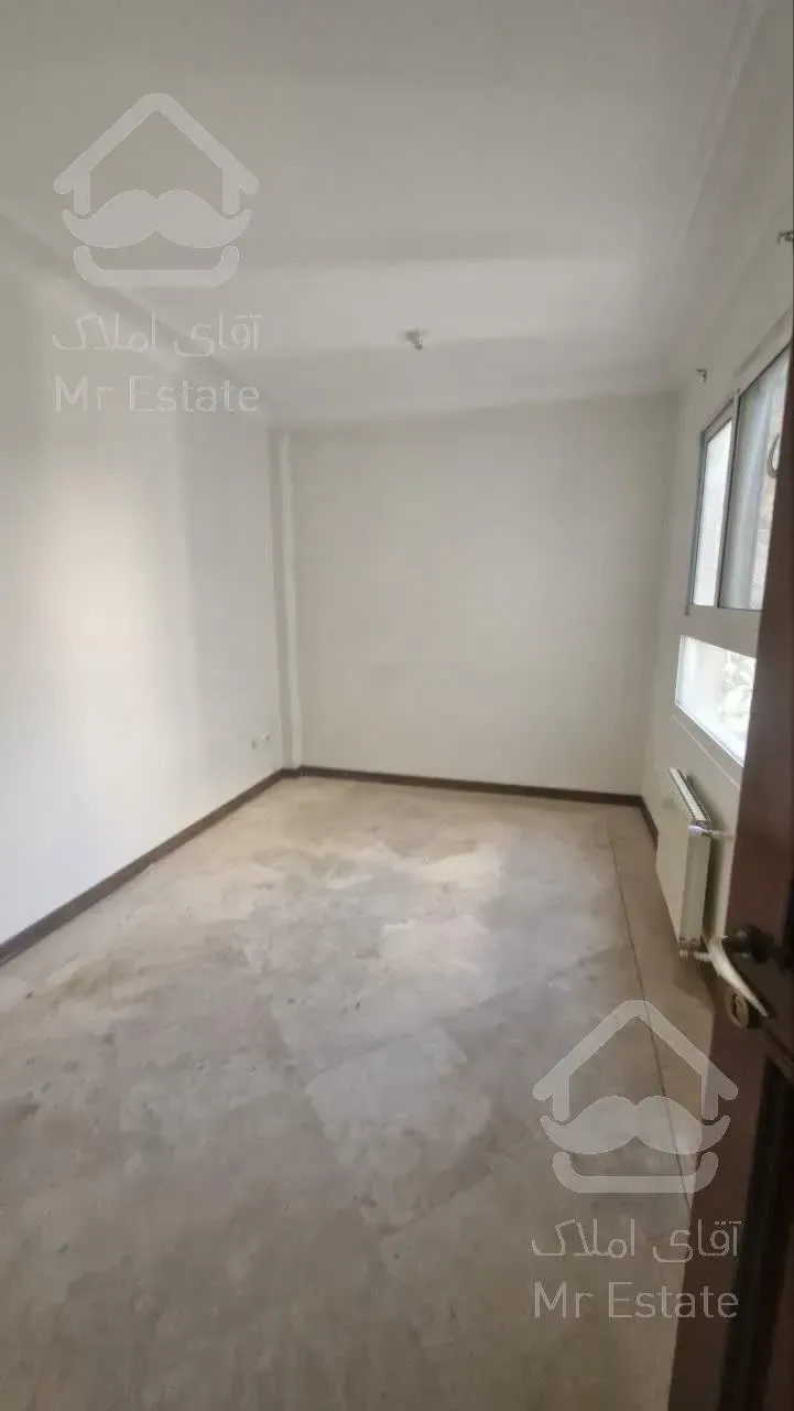 ۷۰ متر موقعیت اداری بر اصلی تابلو خور