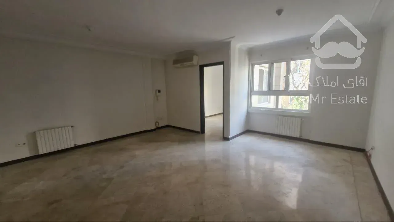 ۷۰ متر موقعیت اداری بر اصلی تابلو خور