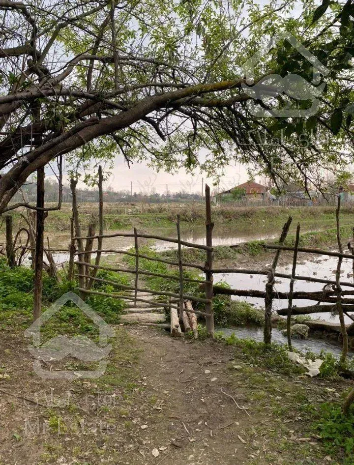 زمین در شمال