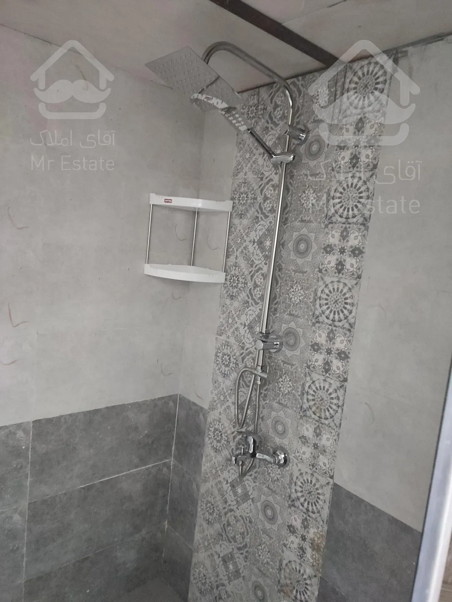 ویلا/خانه باغ/باغ تکمیل مجوز دار شرق اصفهان