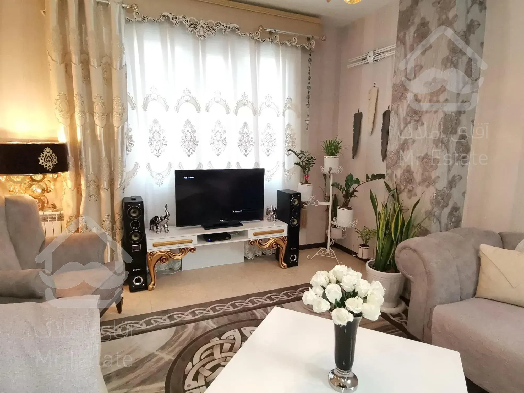 آپارتمان ۸۰ متری سند تک برگ * املاک بزرگ آویژه*