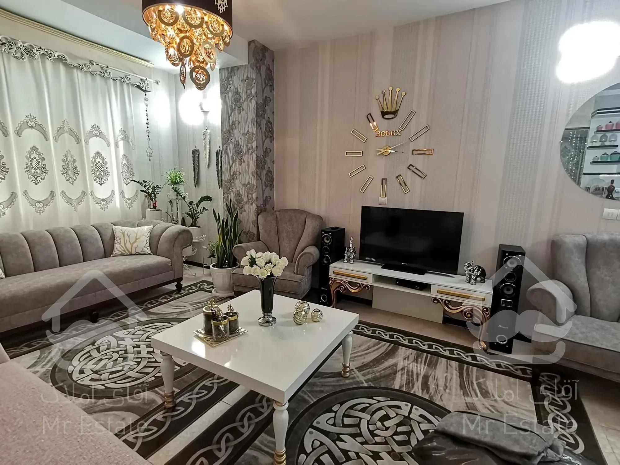 آپارتمان ۸۰ متری سند تک برگ * املاک بزرگ آویژه*