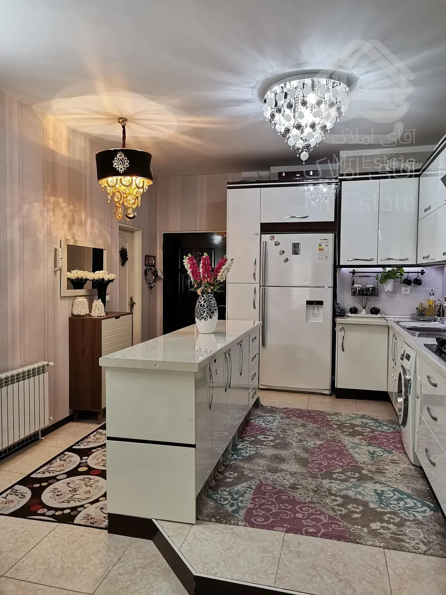 آپارتمان ۸۰ متری سند تک برگ * املاک بزرگ آویژه*