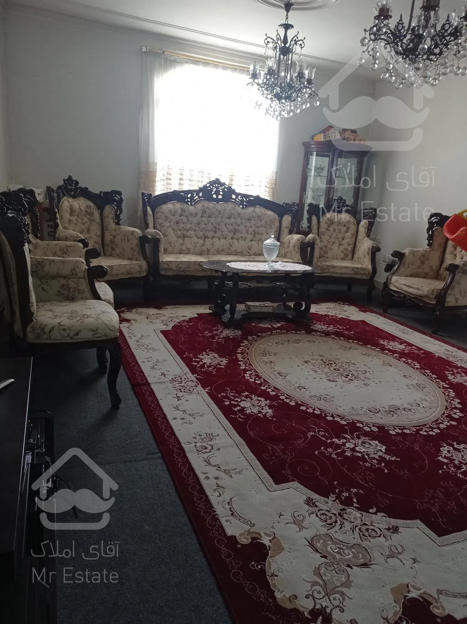 ویلایی ب متراژ ۲۰۵/بنا۲۵۰متر/۲طبقه/وحیدیه