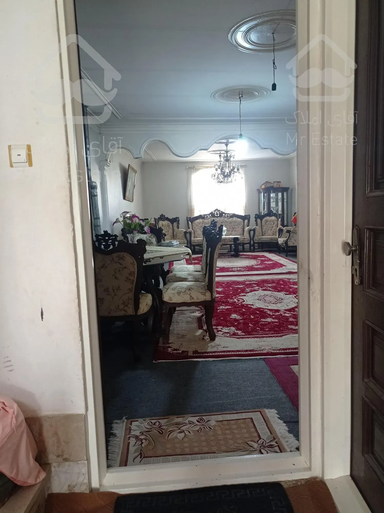 ۲۰۵متراز زمین/بنا۲۵۰/۲طبقه/۲خواب