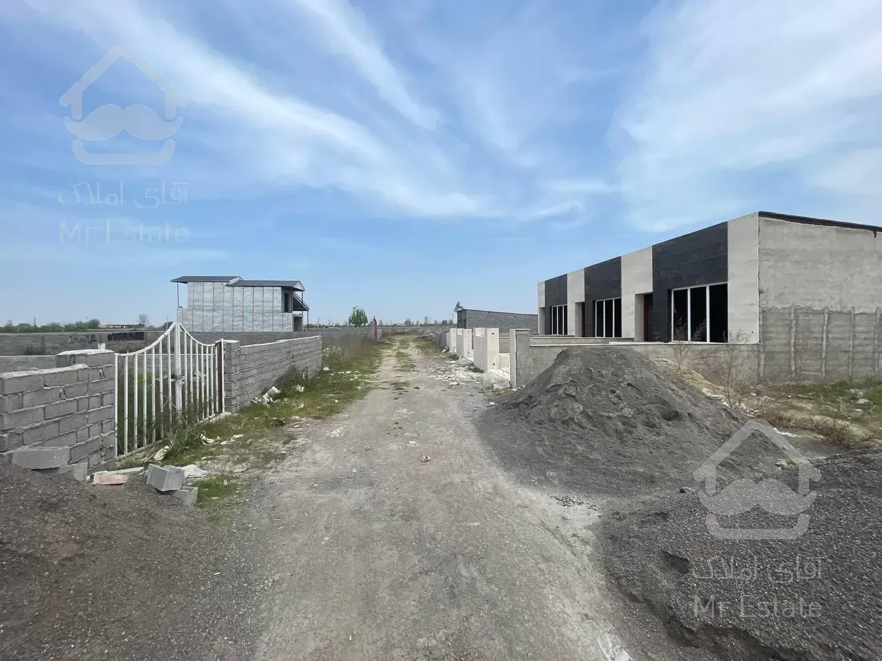 ویلا نیمه سازه/فوندانسیون زده شده/منطقه جاده دریا