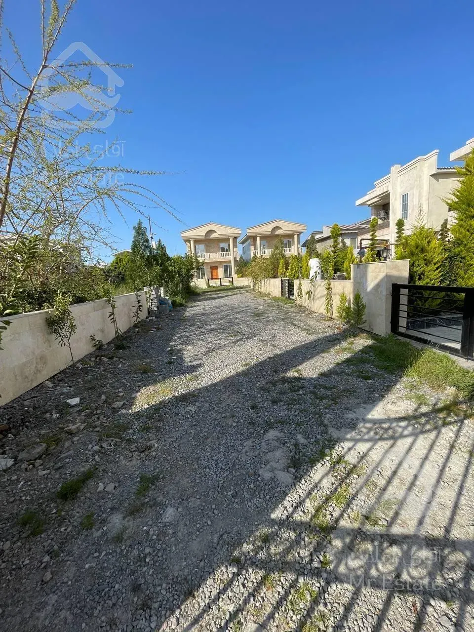 650م زمین شهرکی قابل ساخت در بهترین منطقه وزیر قیمت