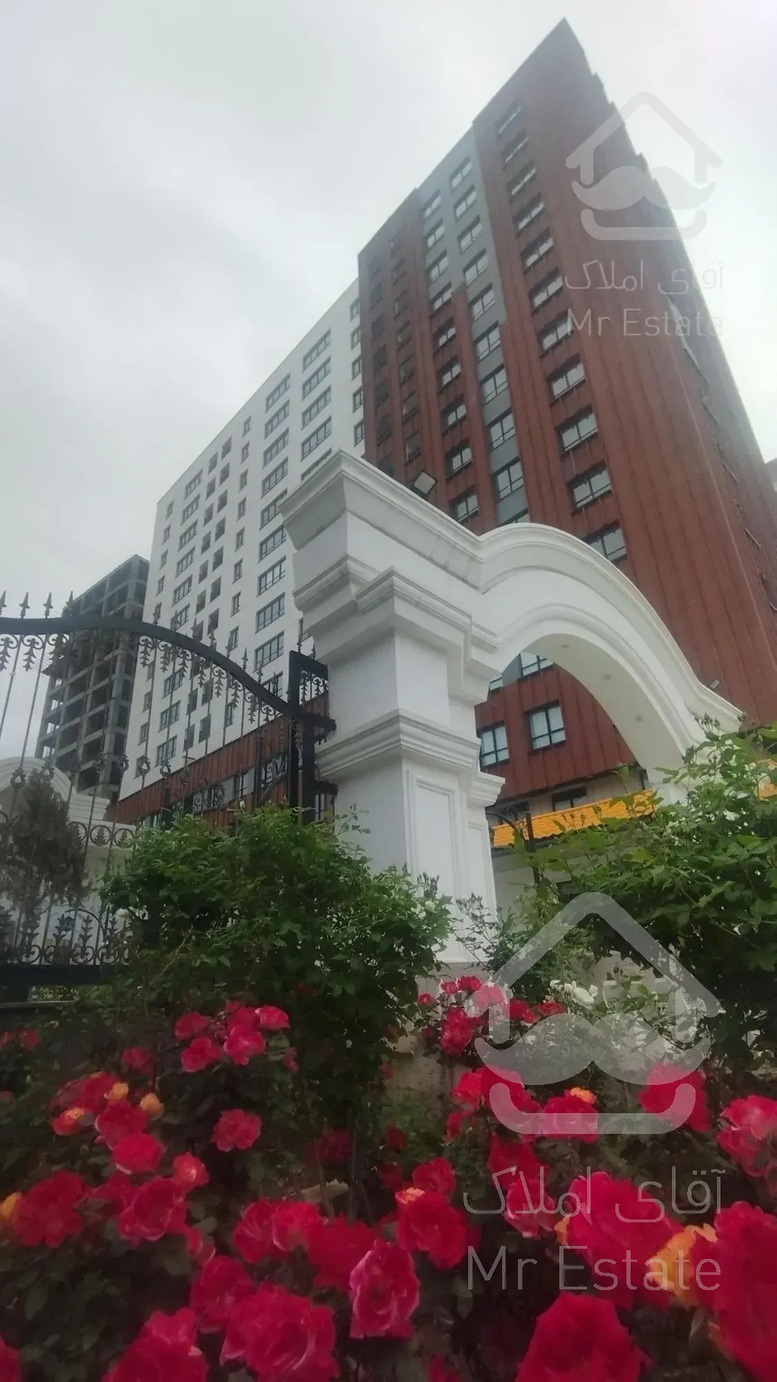 برج آپارتمان مهندسین زعفرانیه قم