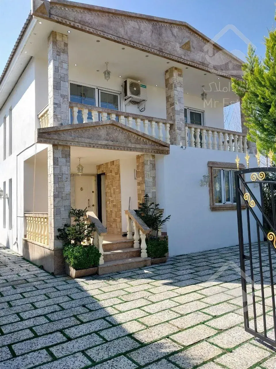 فروش ویلا دوبلکس ۲۸۸ متری در چمستان