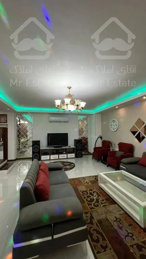 اجاره سالیانه استخر دار  در سرخرود