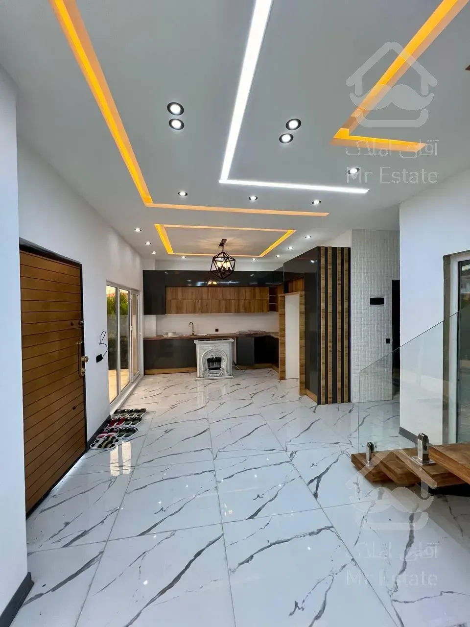 فروش ویلا دوبلکس ۲۷۰ متری در چمستان