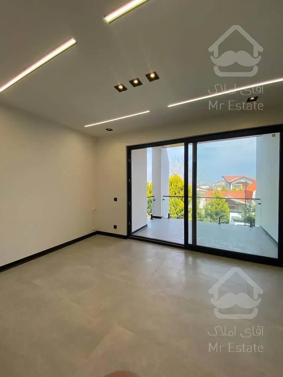 فروش ویلا دوبلکس نما مدرن منطقه چمستان