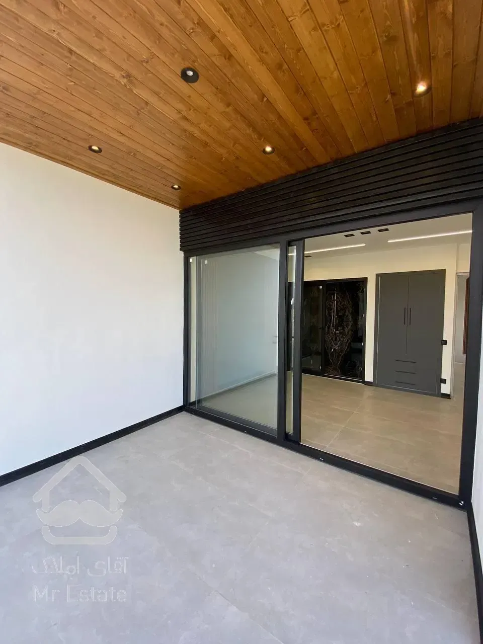 فروش ویلا دوبلکس نما مدرن منطقه چمستان