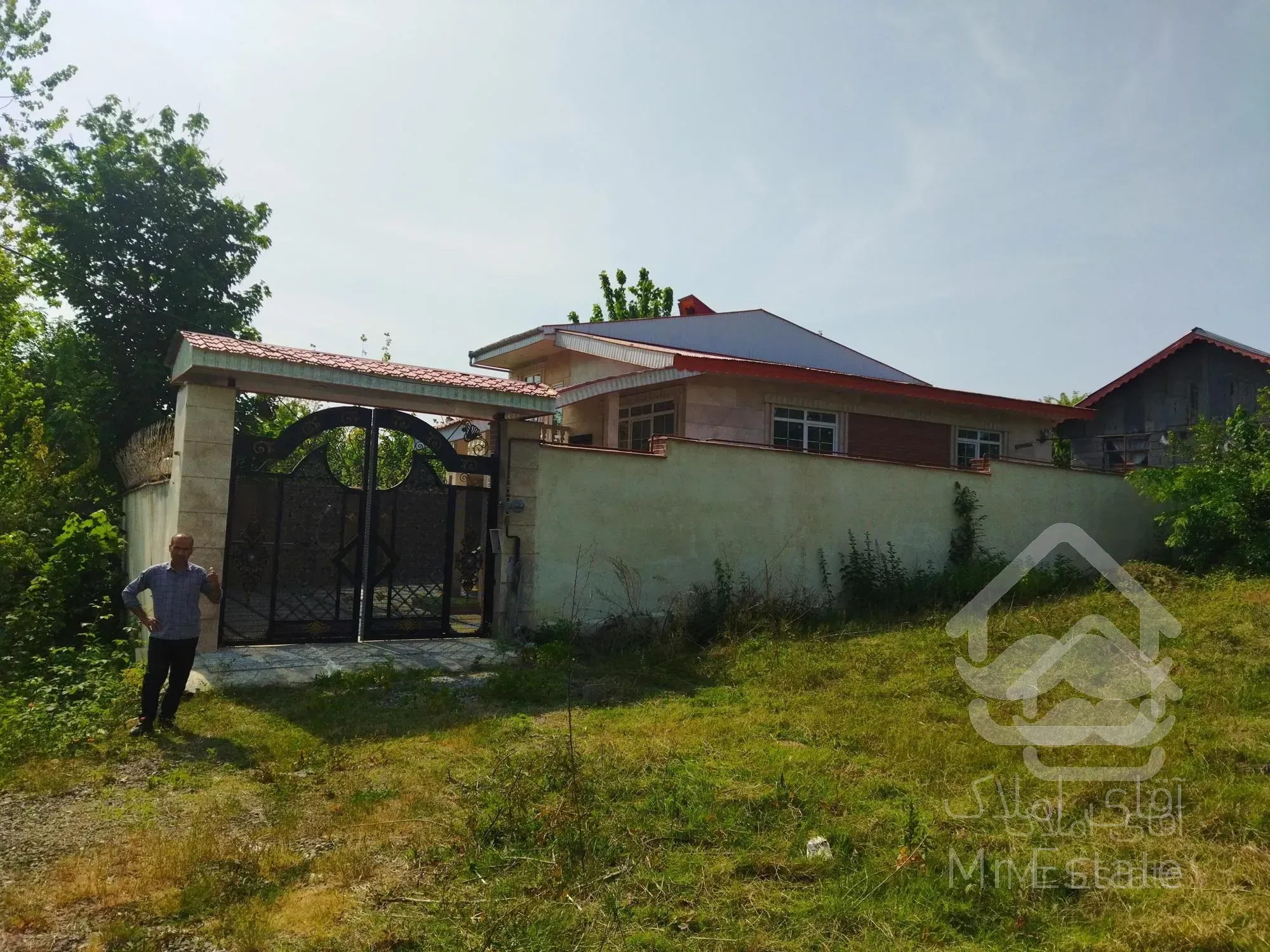 زمین مسکونی سند دار همراه پروانه ساخت