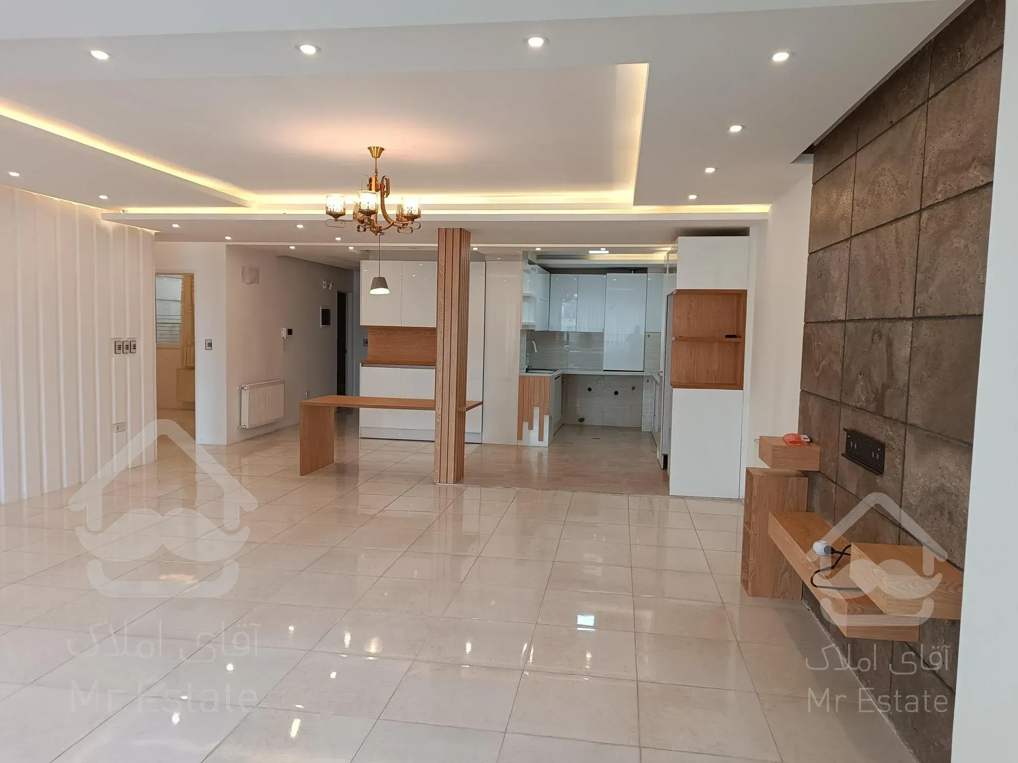 ۲۰۰متر  فروش آپارتمان سه خوابه تک واحدی همت جنوبی