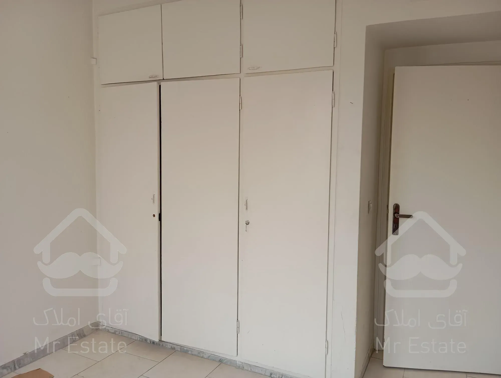 100 متری دو خواب شهرک راه اهن